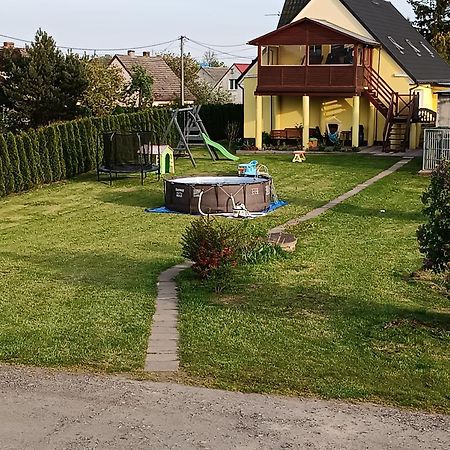 Dobre Wakacje, 8 Km Od Mielna I Od Koszalina Bedzino Esterno foto